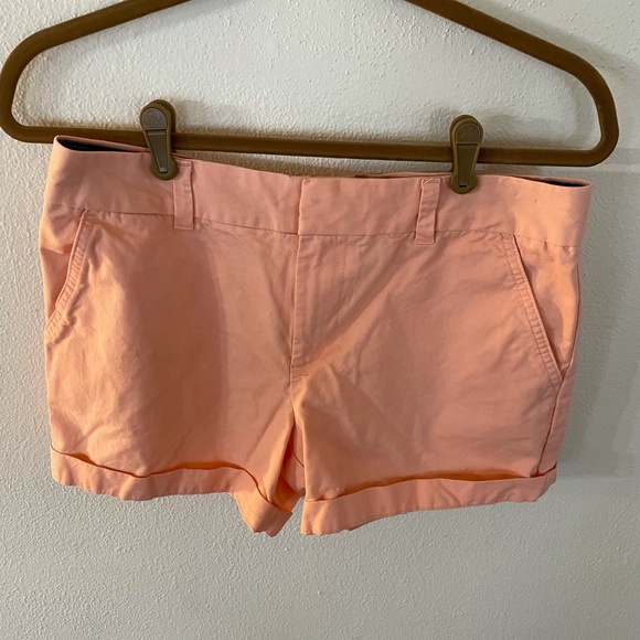 🍑 Peach Tommy Hilfiger Shorts - Picture 2 of 5